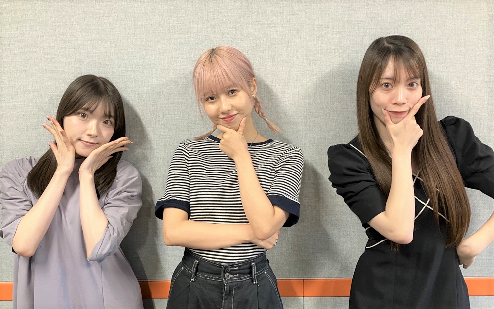 8/14のアニ☆ジュエル 　オープニングソングは「あの日見た花の名前を僕達はまだ知らない。」の「青い栞」です♪