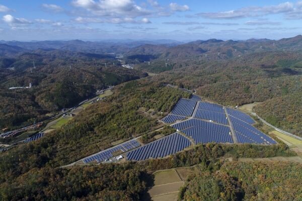 3_京都京丹波太陽光発電所.jpg