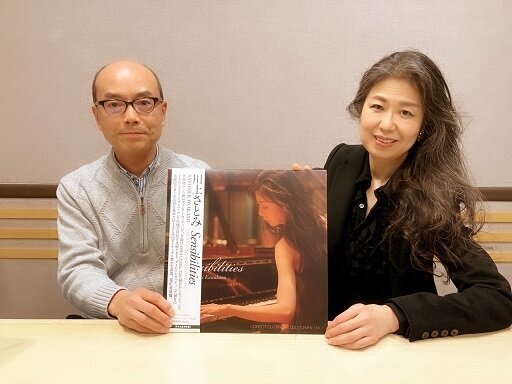 川上さとみ1.jpg