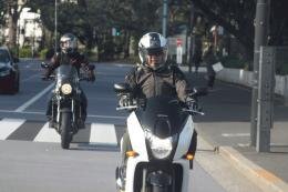 中央大学二輪愛好会　正田　ステップ堀田