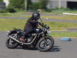 riders_221011_3.JPG
