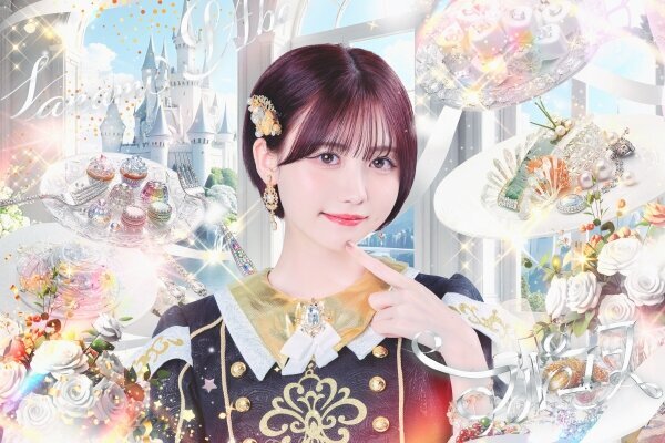 002_阿部菜々実（白）_バストアップ.jpg